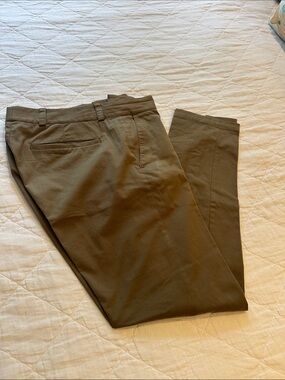 Men's Olive Chino Pants - Classic Tailored Fit